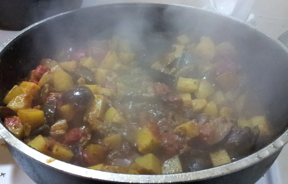 Alu Brinjal: Simple Indian Dish