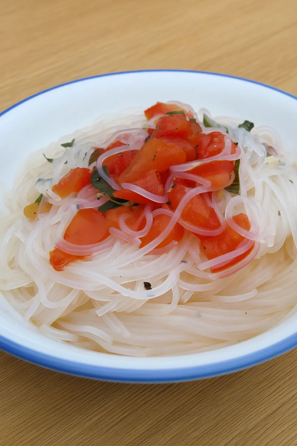 Angel Hair Pasta With Simple Garlic & Basil — Spaghetti recipe