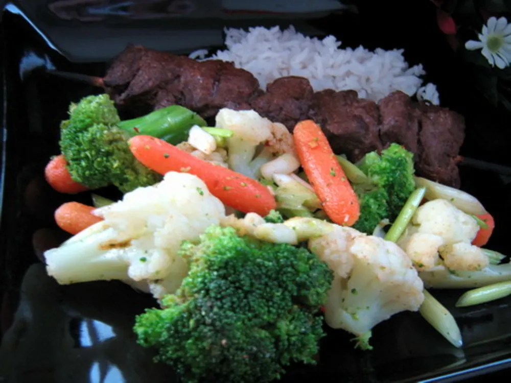 Aromatic Broccoli and Cauliflower Salad