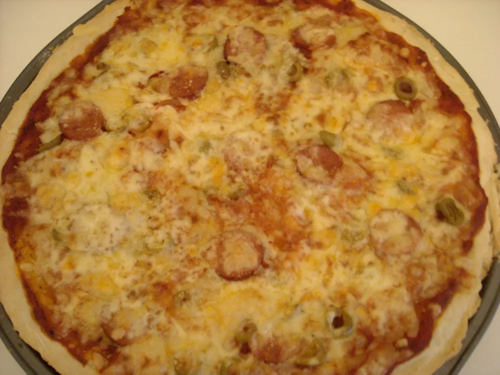 Astonishingly Easy "yeasty" Bisquick Pizza Dough