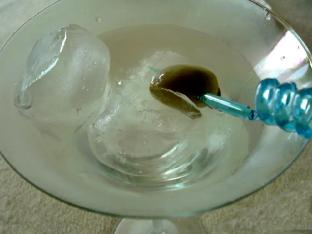 Dry Martini — Drinks recipe