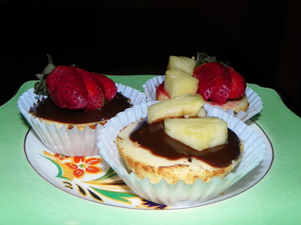 Mini Lemon Cheesecakes — Dessert recipe