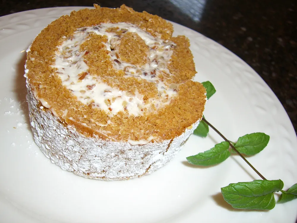 Pumpkin Roll With Cream Cheese Filling — Desserts recipe